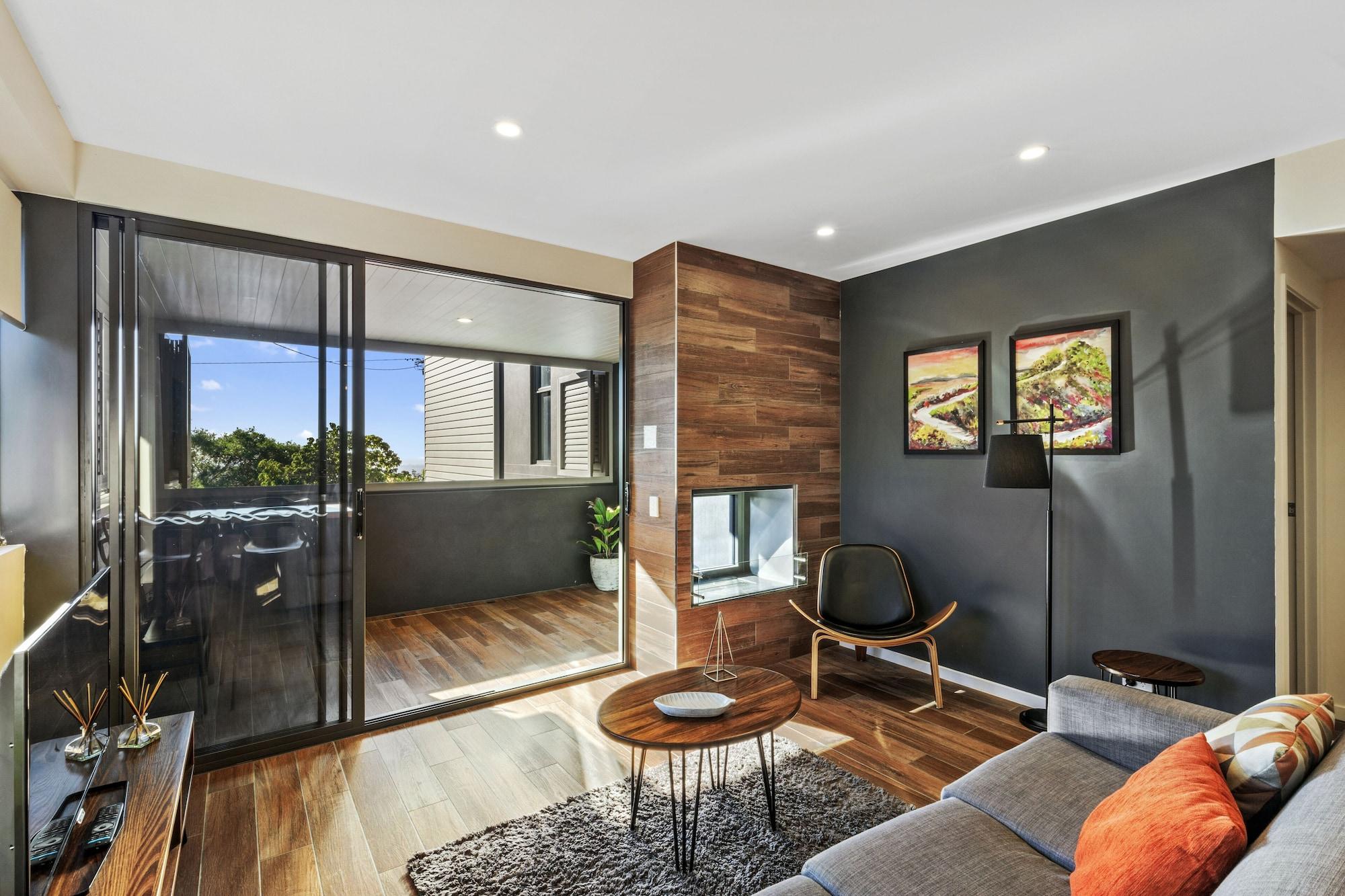 Altitude On Монтвил Екстериор снимка The interior of a typical apartment at the complex