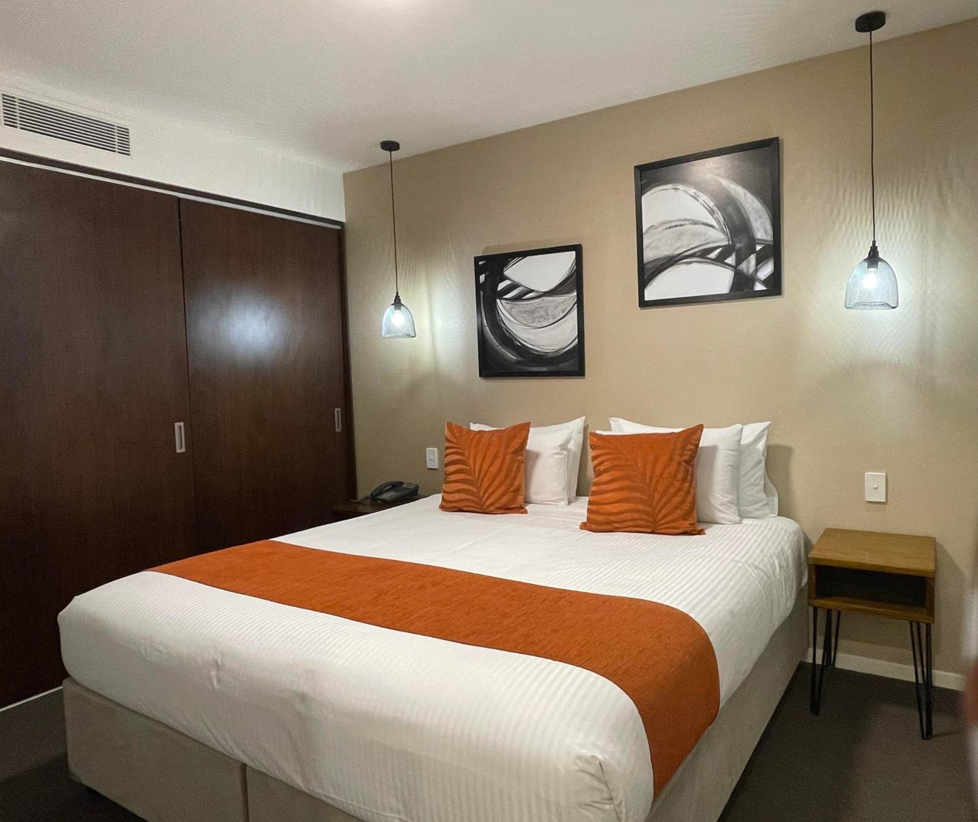 Altitude On Монтвил Стая снимка A bedroom at the hotel