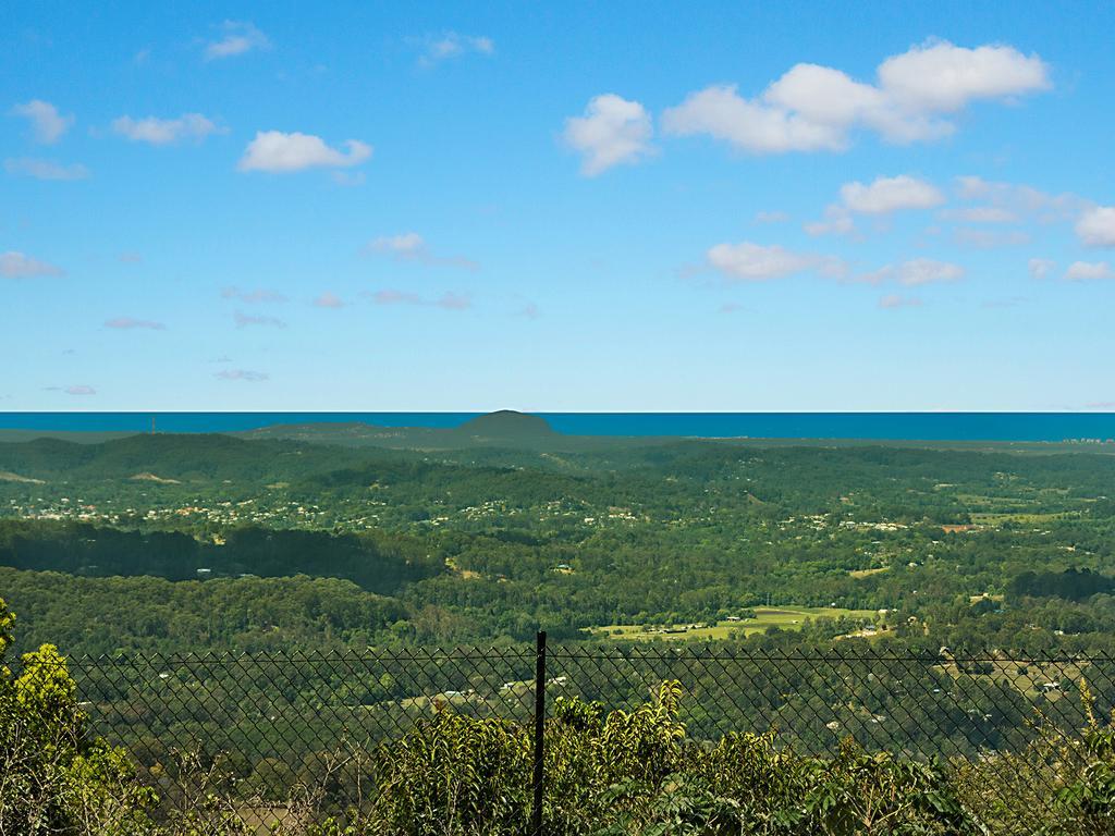 Altitude On Монтвил Екстериор снимка View from the summit of Mount Coolum
